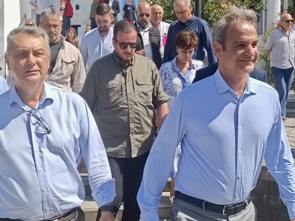 kotsos mitsotakis6 020924